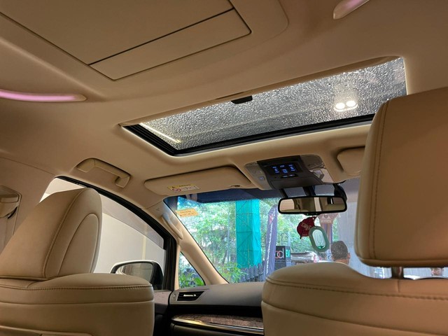 Second-hand 2023 Toyota Vellfire Executive Lounge BSVI for sale in Mumbai-12