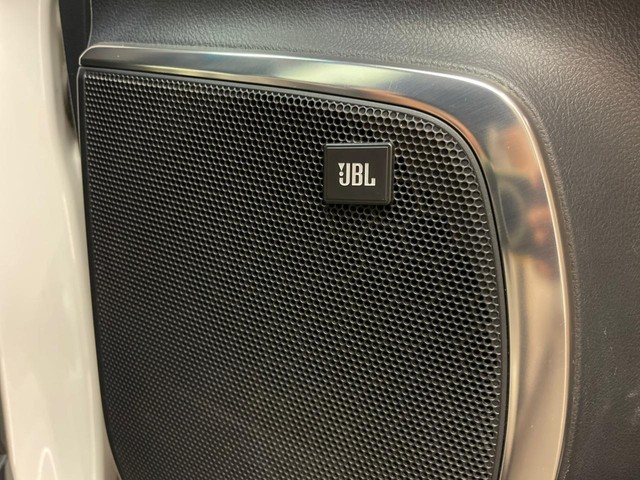 Second-hand 2023 Toyota Vellfire Executive Lounge BSVI for sale in Mumbai-9