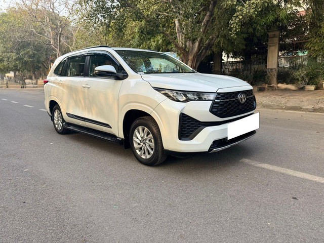 Second-hand 2024 Toyota Innova Hycross G 7STR for sale in New Delhi-11
