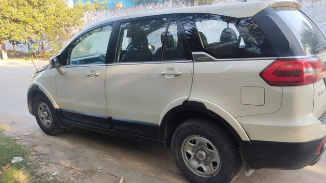 Second-hand 2017 Tata Hexa XM for sale in Kota-10