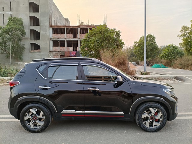 Second-hand 2023 Kia Sonet GTX Plus Turbo DCT for sale in New Delhi-1