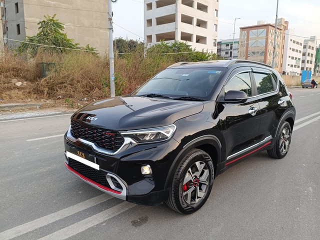 Second-hand 2023 Kia Sonet GTX Plus Turbo DCT for sale in New Delhi-5