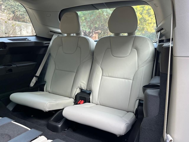 Second-hand 2025 Volvo XC90 B5 AWD Mild hybrid Ultra for sale in New Delhi-14