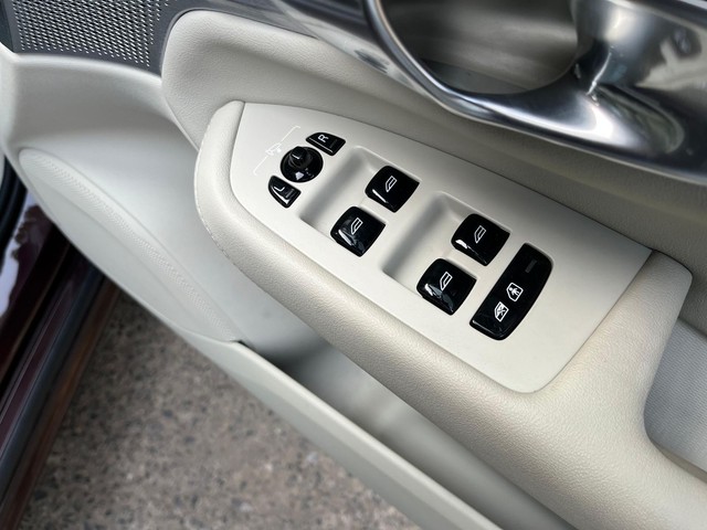 Second-hand 2025 Volvo XC90 B5 AWD Mild hybrid Ultra for sale in New Delhi-16