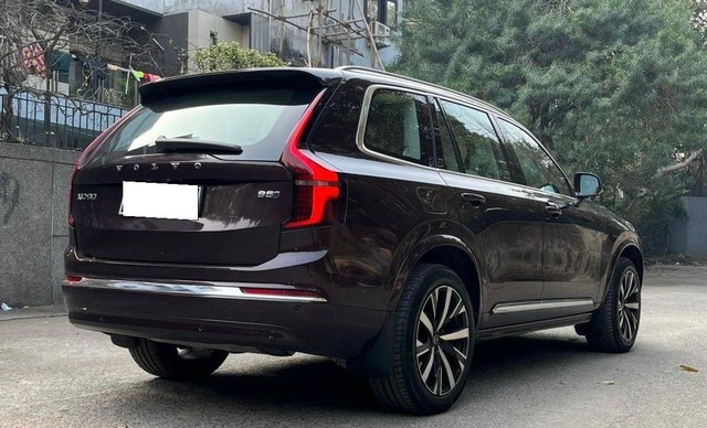 Second-hand 2025 Volvo XC90 B5 AWD Mild hybrid Ultra for sale in New Delhi-7