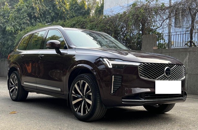 Second-hand 2025 Volvo XC90 B5 AWD Mild hybrid Ultra for sale in New Delhi-19