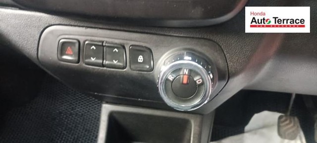 Second-hand 2017 Renault KWID RXT for sale in Chandigarh-11