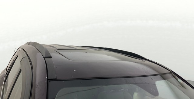 Second-hand 2017 Mahindra XUV500 W10 AWD for sale in Ahmedabad-8