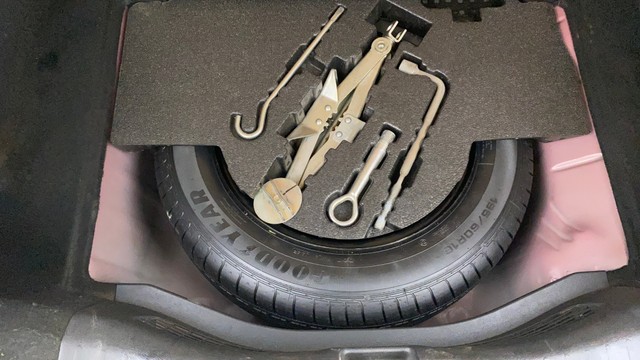 Second-hand 2019 Honda WR-V i-VTEC VX for sale in Ahmedabad-27