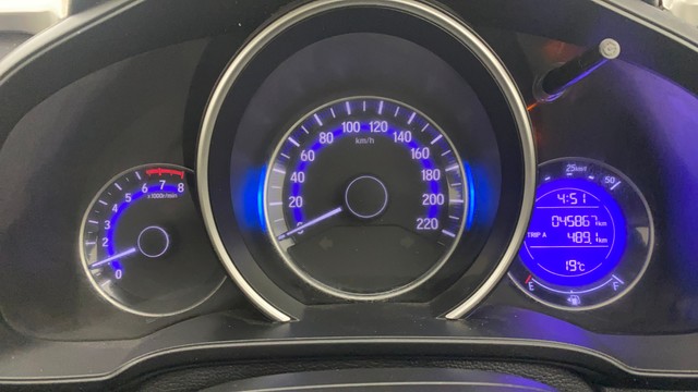 Second-hand 2019 Honda WR-V i-VTEC VX for sale in Ahmedabad-11