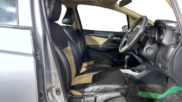 Second-hand 2016 Honda Jazz 1.2 V AT i VTEC for sale in Kolkata-15