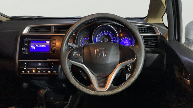 Second-hand 2016 Honda Jazz 1.2 V AT i VTEC for sale in Kolkata-12