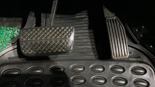 Second-hand 2016 Honda Jazz 1.2 V AT i VTEC for sale in Kolkata-14