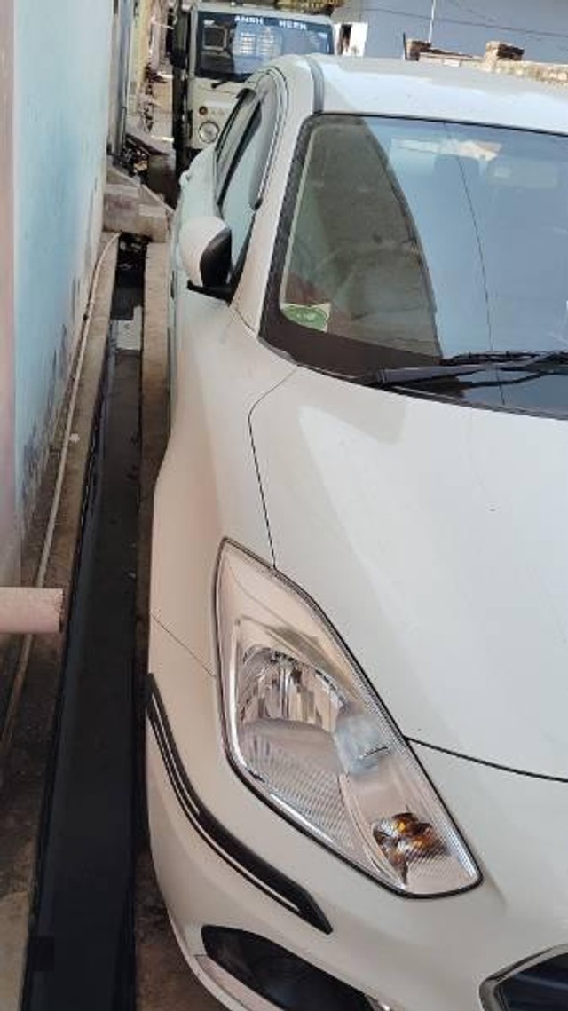 Second-hand 2023 Maruti Suzuki Swift Dzire VXI for sale in Shikohabad-7