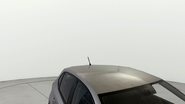 Second-hand 2015 Volkswagen Polo 1.2 MPI Trendline for sale in Greater Noida-8