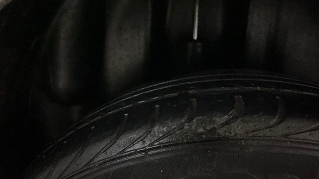 Second-hand 2015 Volkswagen Polo 1.2 MPI Trendline for sale in Greater Noida-29