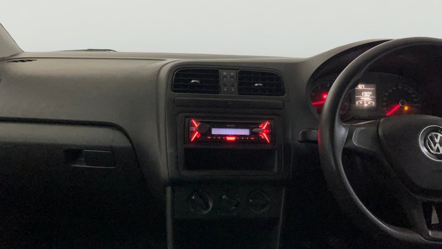 Second-hand 2015 Volkswagen Polo 1.2 MPI Trendline for sale in Greater Noida-22