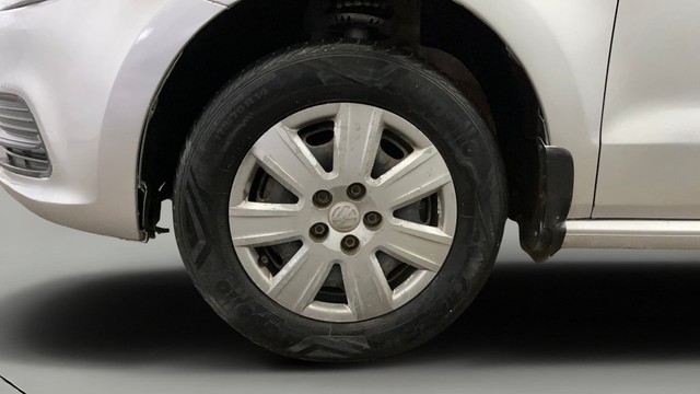 Second-hand 2015 Volkswagen Polo 1.2 MPI Trendline for sale in Greater Noida-25