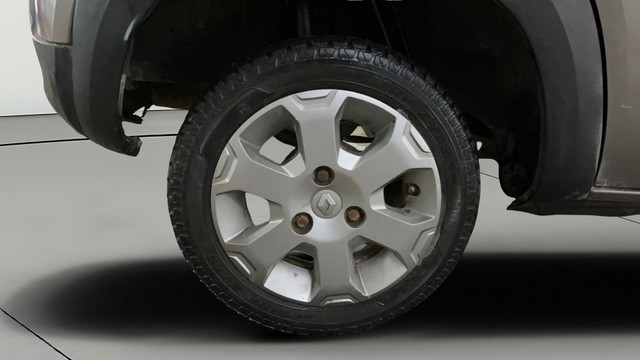 Second-hand 2017 Renault KWID RXT for sale in Gurgaon-24