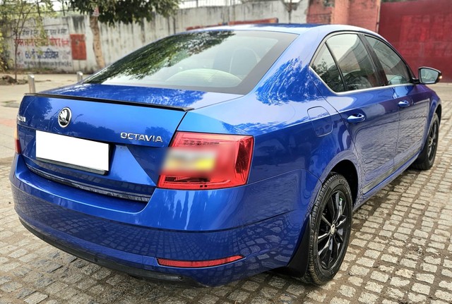 Second-hand 2020 Skoda Octavia 1.8 TSI AT Onyx for sale in New Delhi-13