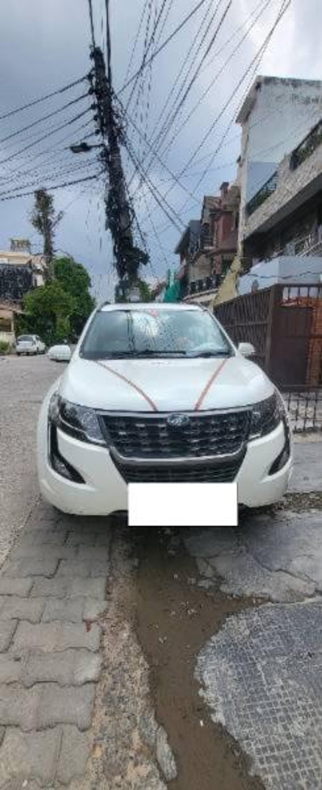Mahindra XUV500 W5 BSIV Second-hand 2019 Mahindra XUV500 W5 BSIV for sale in Ghaziabad-1