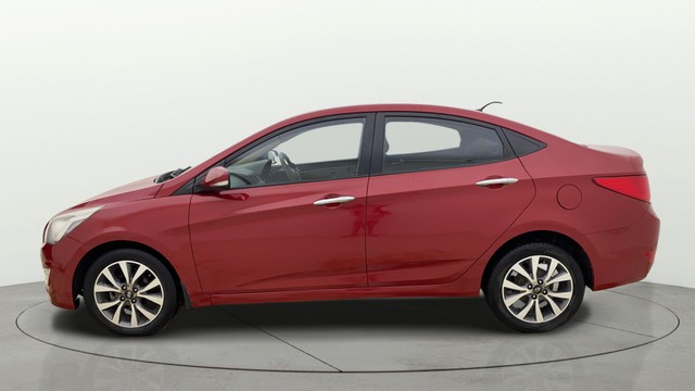 Second-hand 2015 Hyundai Verna 1.6 VTVT for sale in Ahmedabad-5
