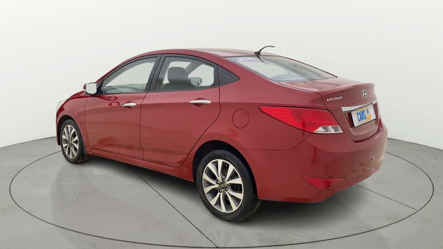 Second-hand 2015 Hyundai Verna 1.6 VTVT for sale in Ahmedabad-4