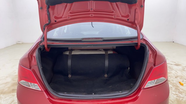 Second-hand 2015 Hyundai Verna 1.6 VTVT for sale in Ahmedabad-19