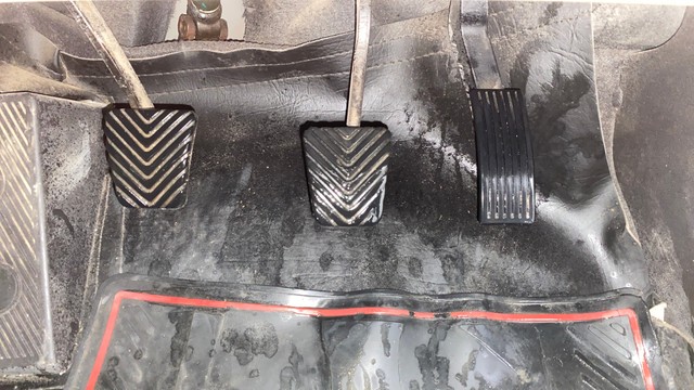 Second-hand 2015 Hyundai Verna 1.6 VTVT for sale in Ahmedabad-14