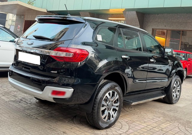 Second-hand 2021 Ford Endeavour Titanium Plus 4X4 AT for sale in Mumbai-1
