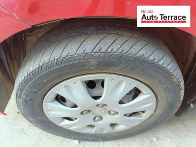 Second-hand 2013 Honda Brio S MT for sale in Tiruchirappalli-13