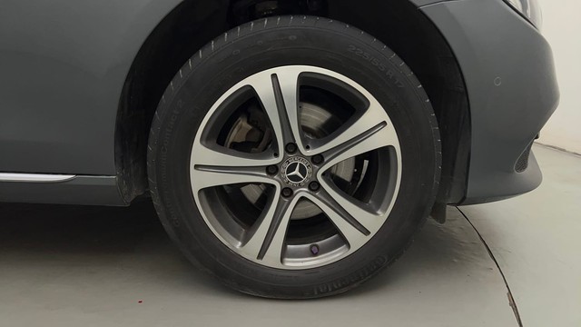 Second-hand 2017 Mercedes-Benz E-Class E240 V6 MT for sale in Bangalore-17