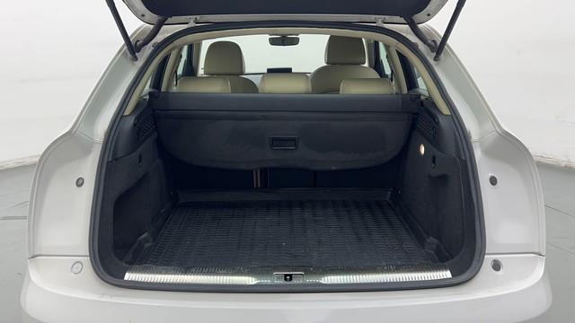 Second-hand 2017 Audi Q3 30 TFSI Premium FWD for sale in Gurgaon-9