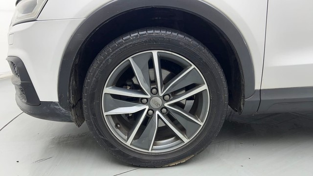 Second-hand 2017 Audi Q3 30 TFSI Premium FWD for sale in Gurgaon-20