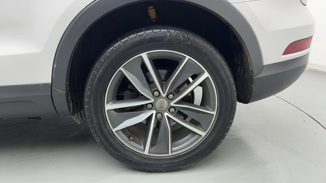 Second-hand 2017 Audi Q3 30 TFSI Premium FWD for sale in Gurgaon-19