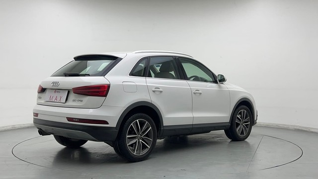 Second-hand 2017 Audi Q3 30 TFSI Premium FWD for sale in Gurgaon-3