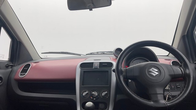 Second-hand 2013 Maruti Ritz VDi for sale in Kolkata-11