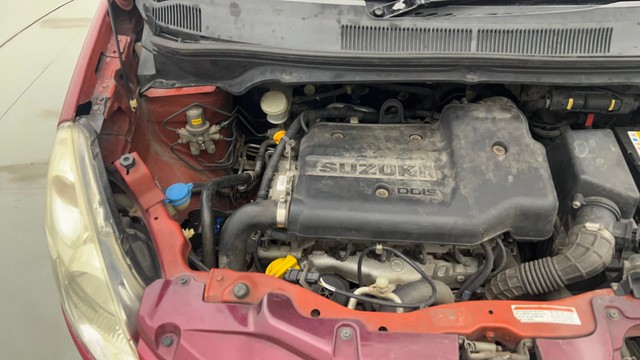 Second-hand 2013 Maruti Ritz VDi for sale in Kolkata-35