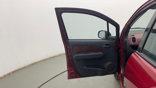 Second-hand 2013 Maruti Ritz VDi for sale in Kolkata-38