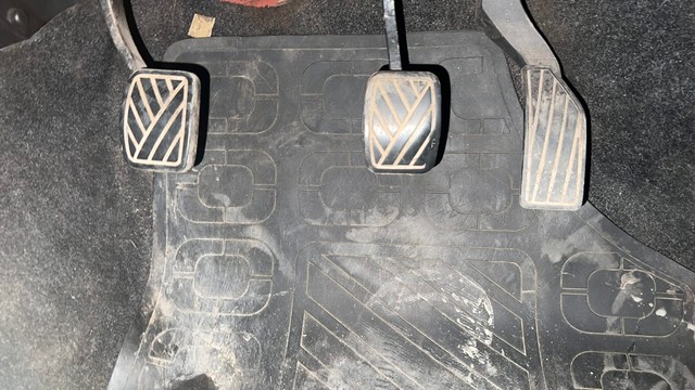 Second-hand 2013 Maruti Ritz VDi for sale in Kolkata-14