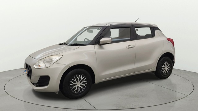 Second-hand 2019 Maruti Swift VXI for sale in Pune-6