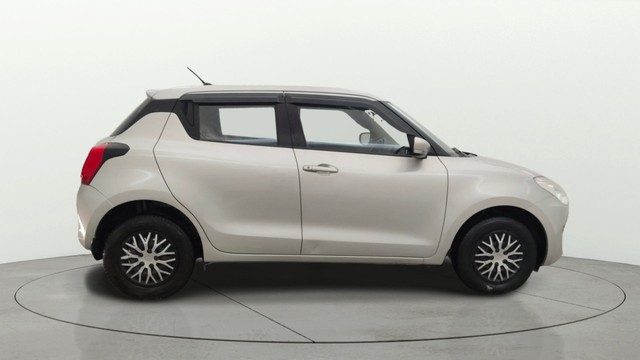 Second-hand 2019 Maruti Swift VXI for sale in Pune-1