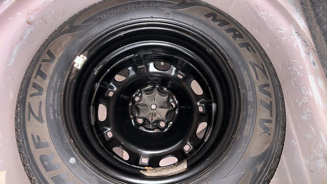 Second-hand 2015 Volkswagen Polo Petrol Highline 1.2L for sale in Thane-21