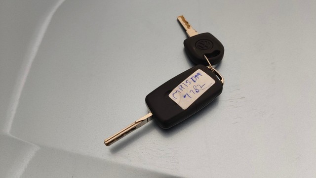 Second-hand 2012 Volkswagen Polo Petrol Highline 1.2L for sale in Pune-21