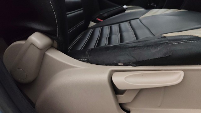 Second-hand 2012 Volkswagen Polo Petrol Highline 1.2L for sale in Pune-18