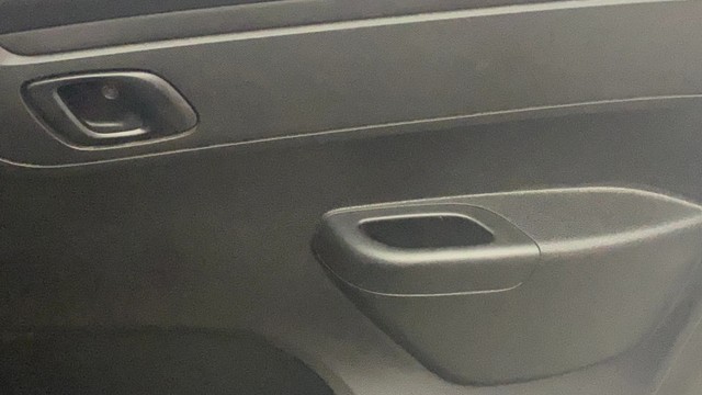 Second-hand 2019 Renault KWID RXL for sale in Kochi-17