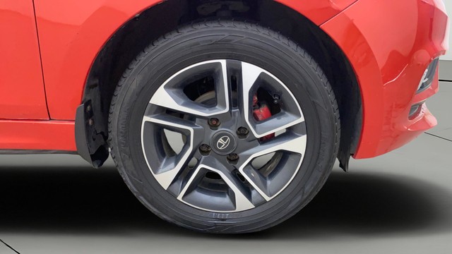 Second-hand 2020 Tata Tiago XZ Plus for sale in Gulbarga-23