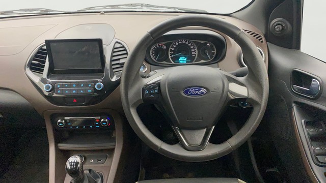 Second-hand 2018 Ford Freestyle Titanium Petrol BSIV for sale in Gulbarga-12
