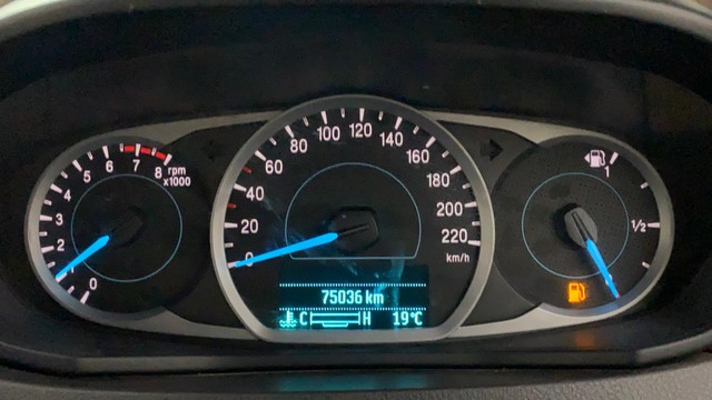 Second-hand 2018 Ford Freestyle Titanium Petrol BSIV for sale in Gulbarga-11