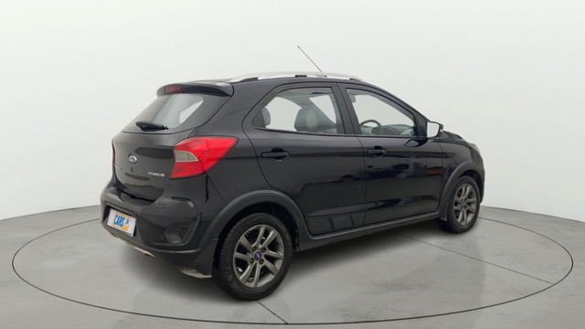 Second-hand 2018 Ford Freestyle Titanium Petrol BSIV for sale in Gulbarga-2